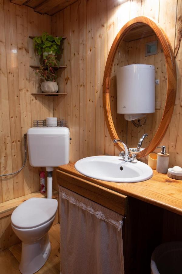 Barna Fahaz Apartment Tarnaszentmaria Екстериор снимка